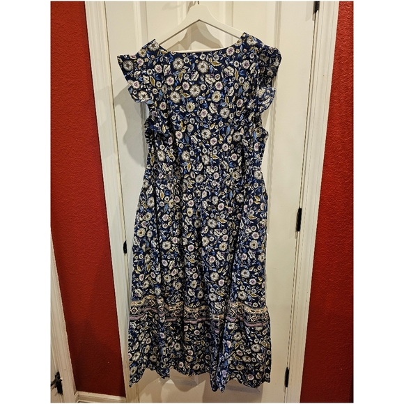 Floral Dress - Picture 6 of 9